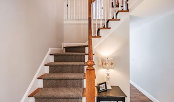 1 Geary Way, Falmouth, ME 04105
