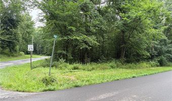 Bon Air Avenue NE, Alliance, OH 44601