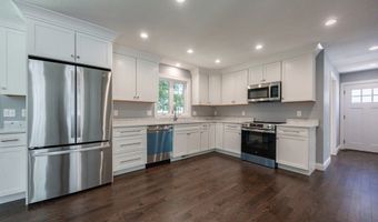 122 Canal St, Blackstone, MA 01504