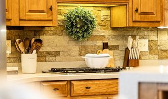 603 Newton Dr, Adel, GA 31620