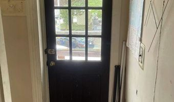 517 Main St, Barnstable, MA 02601