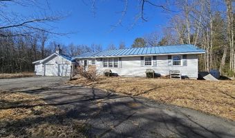 713 Mcgrath Pond Rd, Belgrade, ME 04917