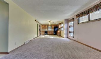 209 3rd St, Armstrong, IA 50514