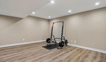 5401 GLENWOOD Rd, Bethesda, MD 20817