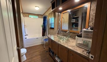 20 Daniels Dr, Barre, VT 05641
