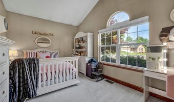 880 Shadow Creek Trl, Amherst, OH 44001