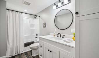 121 Packard Dr, Bangor, ME 04401