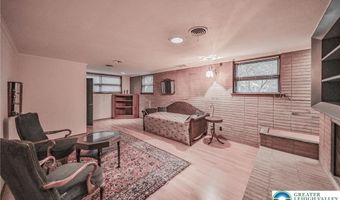 2739 W Liberty St, Allentown, PA 18104