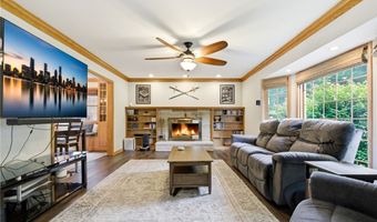 858 Cliffside Dr, Akron, OH 44313