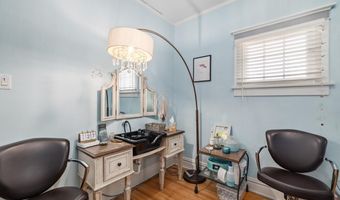 720 E 16TH St, Cheyenne, WY 82001