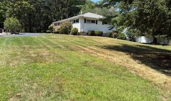 2 Honeysuckle Dr, Cranston, RI 02921