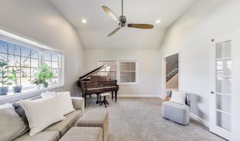 1523 N Patton Ave, Arlington Heights, IL 60004