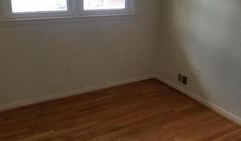 3910 FOREST GROVE Dr, Annandale, VA 22003