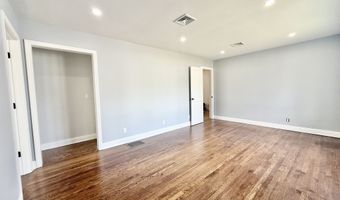 40 E Pasadena Pl, Bridgeport, CT 06610