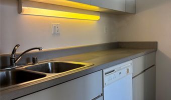 1060 Kamehameha Hwy 1706A, Pearl City, HI 96782