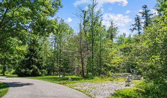 129 Loon Call Dr, Belgrade, ME 04917