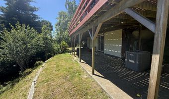 17053 EASTWOOD Ln, Brookings, OR 97415