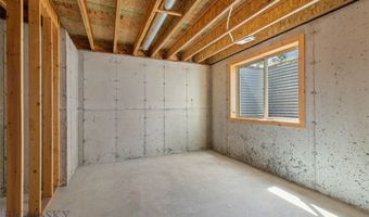 87 Clinton Ln, Belgrade, MT 59714