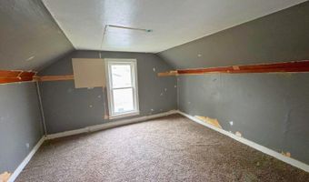 811 6th Ave, Alton, IA 51003