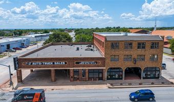 1315 S 1st St, Abilene, TX 79602