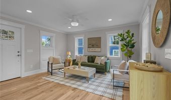 5 Lillis Ave, Barrington, RI 02806