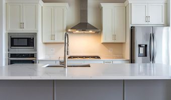 23630 WINTERDAY Dr, Ashburn, VA 20148