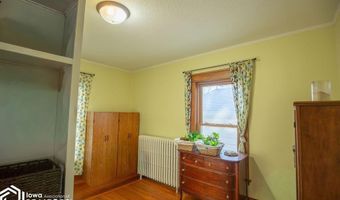 321 S Moore St, Algona, IA 50511
