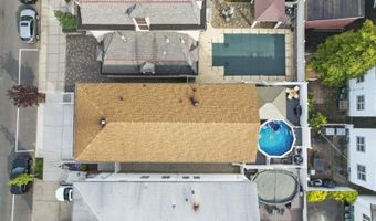 96 W 8th St, Bayonne, NJ 07002