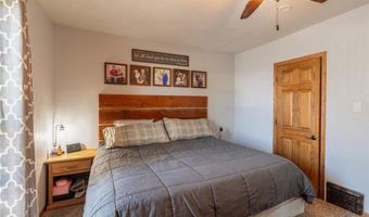 136 1st Ave, Alden, MN 56009