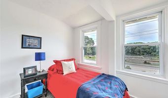 59 Booth Ave, East Providence, RI 02915