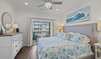 106 Willis Ave A, Atlantic Beach, NC 28512