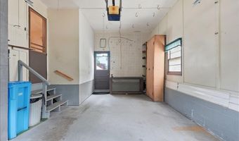 136 Cherry Ln, Burlington, VT 05401