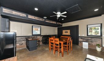 206 Winding Dr, Alexandria, IN 46001