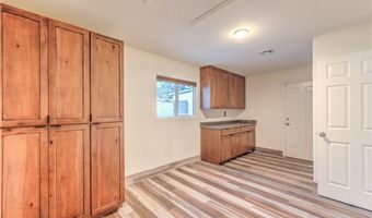 5854 Alfred Dr, Las Vegas, NV 89108