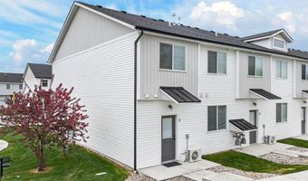 179 Park Lawn Dr #1, Chubbuck, ID 83202