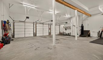 1171 Rockwood Dr, Blackfoot, ID 83221