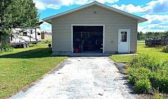 42 Locust Dr, Babbitt, MN 55706