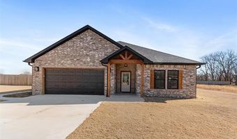 205 Lindsey Ave, Adair, OK 74330