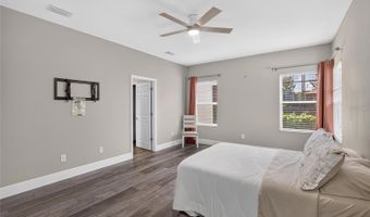 7029 OLD BENTON Dr, Apollo Beach, FL 33572
