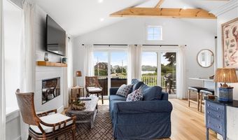 17 Goose Island Rd, Narragansett, RI 02882
