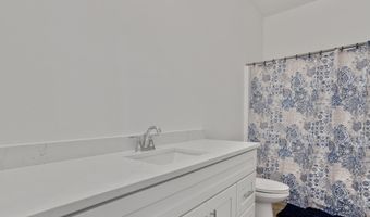 8701 Old Spanish Trl 104, Ocean Springs, MS 39564