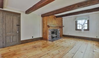 42 Main St, Brookline, NH 03033