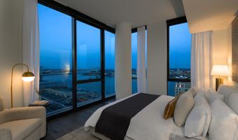 1-5 DOCK St PH2702, Philadelphia, PA 19106