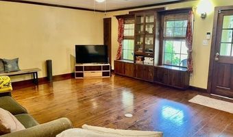 751 Canterbury Dr, Biloxi, MS 39532