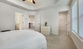 1160 Kendron LN 16, Atlanta, GA 30329