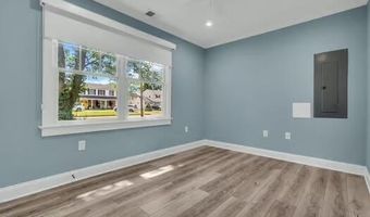 430 Church St, Belford, NJ 07718