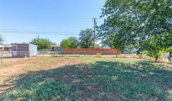 733 S Crockett Dr, Abilene, TX 79605
