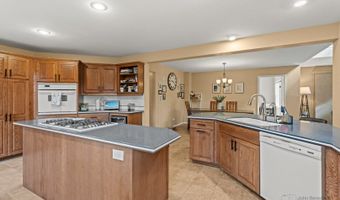1223 N Itasca Rd, Addison, IL 60101