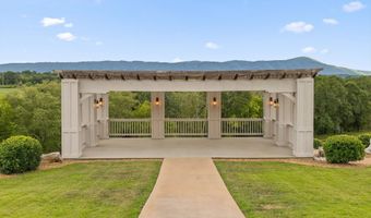 1020 Thomas Rd, Benton, TN 37307