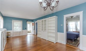 71 Clarence St, Cranston, RI 02910